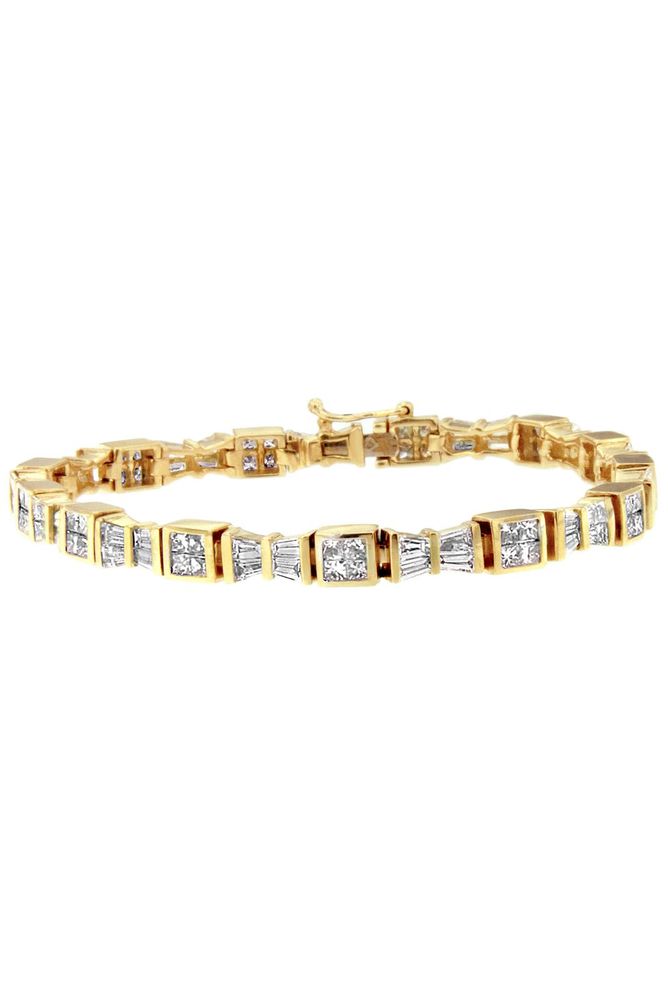 Princess and Baguette Cut Diamond Bow Bracelet